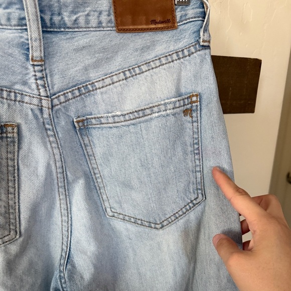 Madewell|The perfect Vintage Jean in Light wash Denim,size 25•••no distressing - Picture 16 of 16